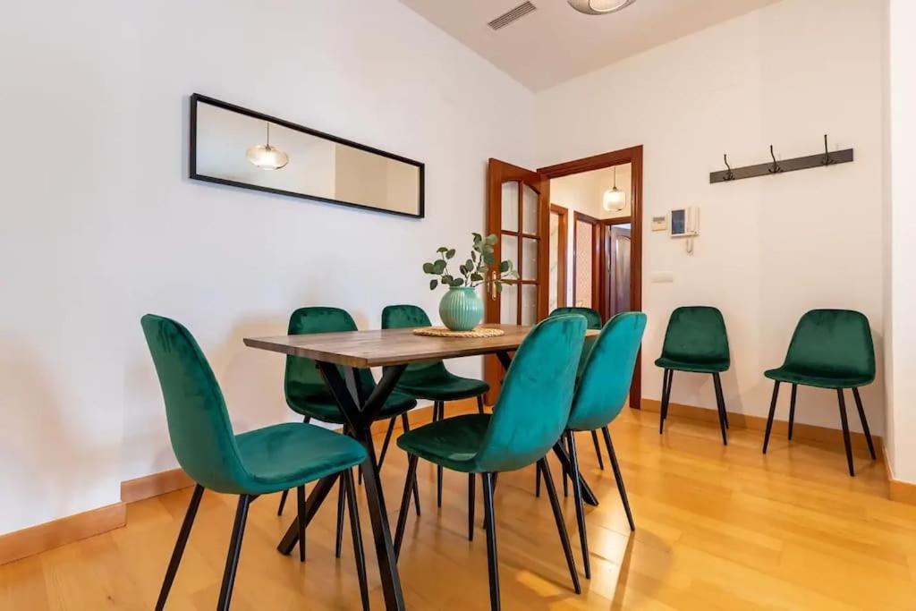 Jdcbl - Peaceful Wonderful Apartment In City Center Séville Extérieur photo
